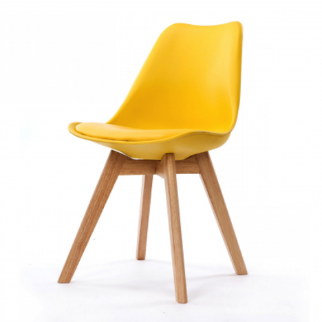 Chaise scandinave coloré avec pieds en bois - LOUMI